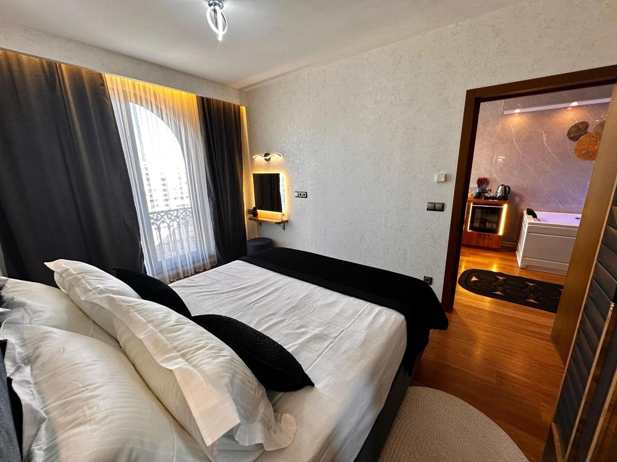 Sabiha Gokcen Hotel Istanbul Houses Exterior photo